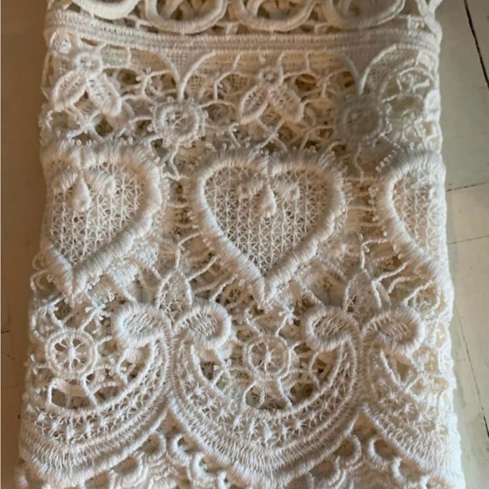 Dutch Lace Valance piece